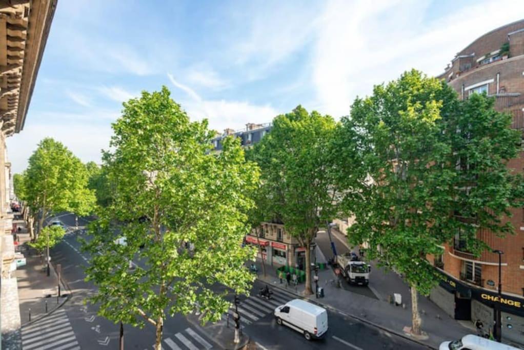Charmant Appartement Entier A Montmartre Pour 4 パリ エクステリア 写真